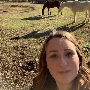 Meet your Posher, Macey